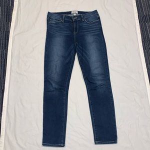 Paige Jeans Skyline Ankle Peg